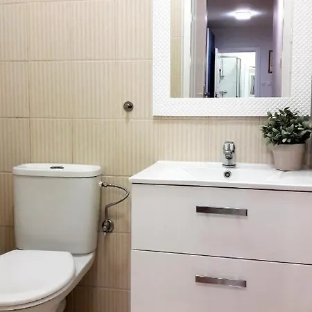 Attic Close To Subway And Airport Апартаменты Варшава